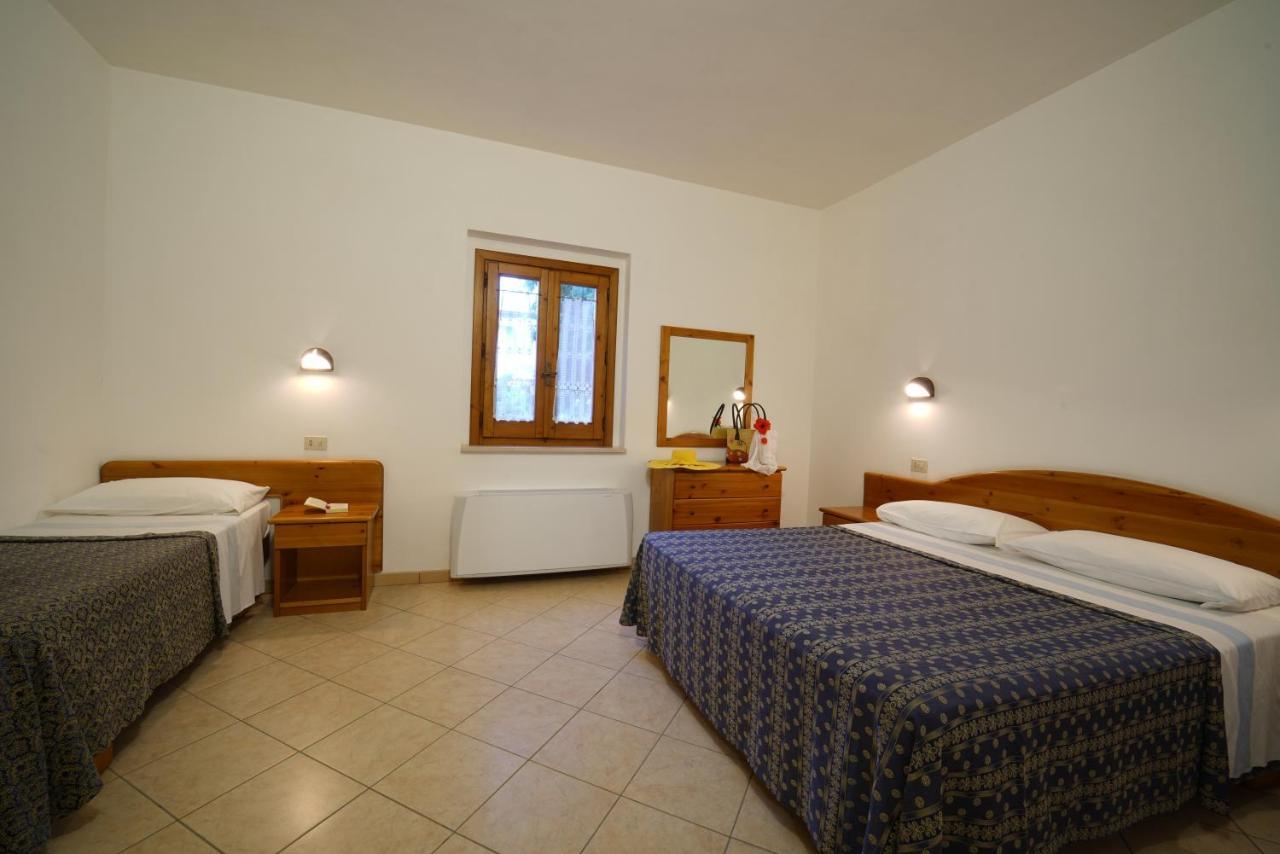 Villaggio Torre Ruffa Robinson Capo Vaticano Zewnętrze zdjęcie