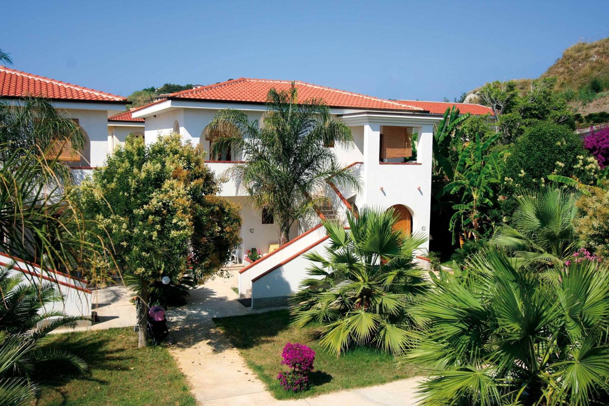 Villaggio Torre Ruffa Robinson Capo Vaticano Zewnętrze zdjęcie