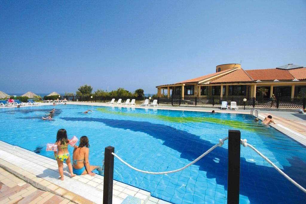 Villaggio Torre Ruffa Robinson Capo Vaticano Zewnętrze zdjęcie